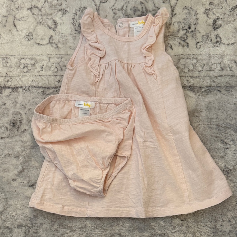 Bloomie’s Baby Adorable Pink Ruffled Baby Dress Set 18mo EUC